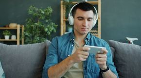 game gian lận 8Day